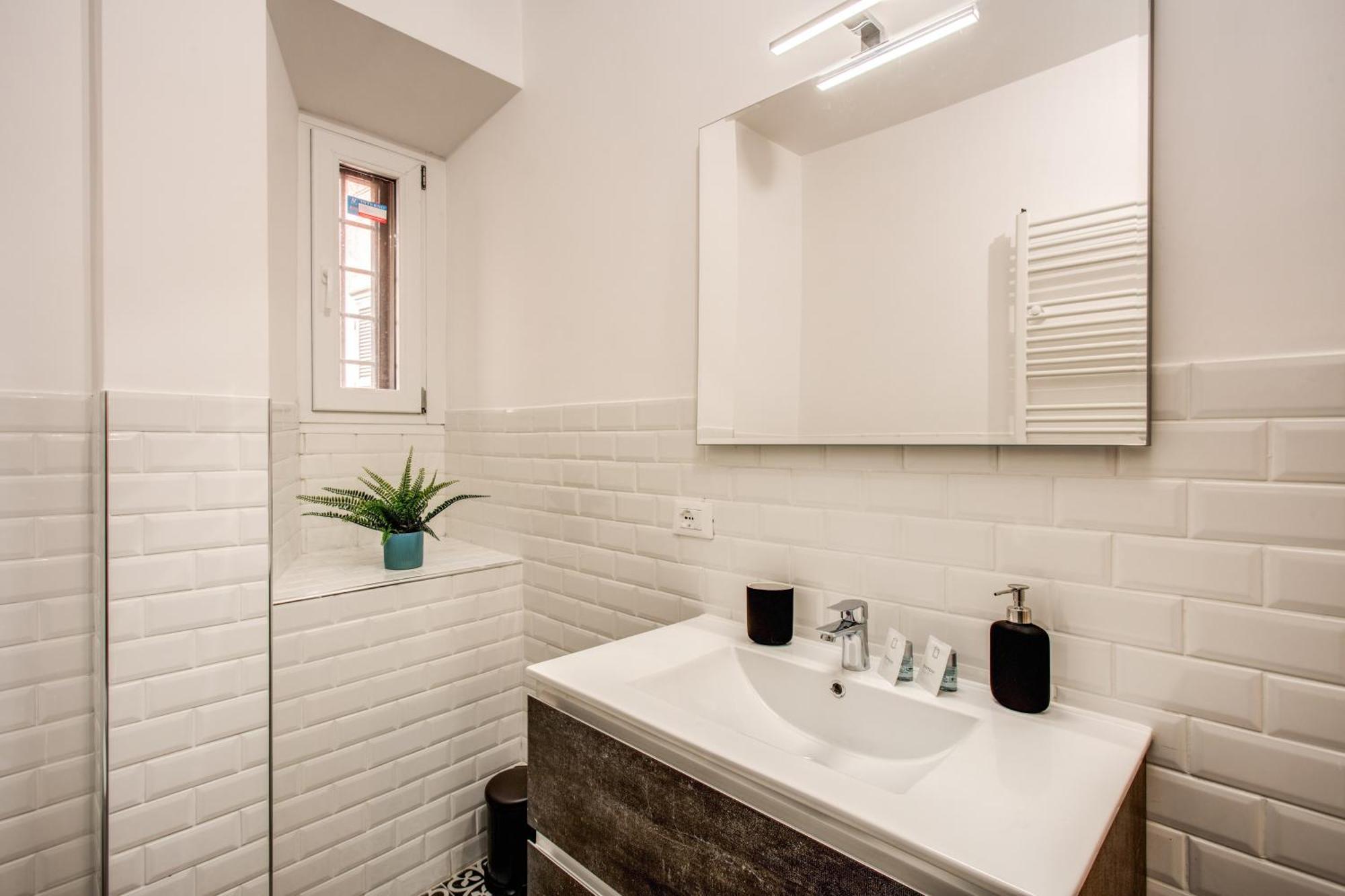 Monti Quiet And Spacious Apartment Rome Buitenkant foto