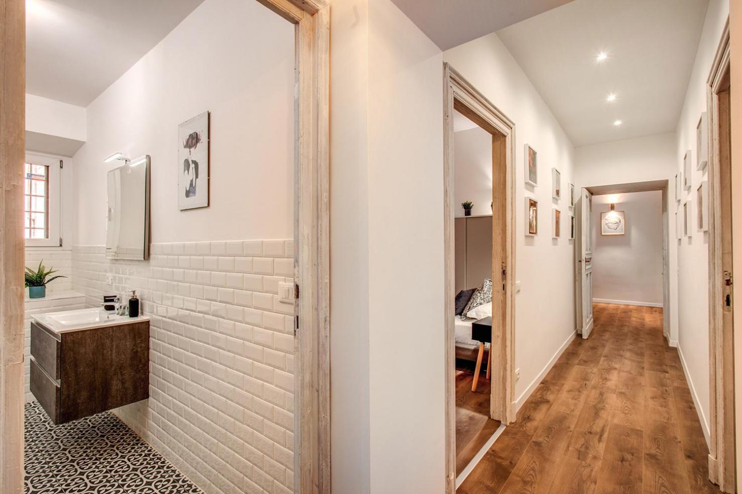 Monti Quiet And Spacious Apartment Rome Buitenkant foto